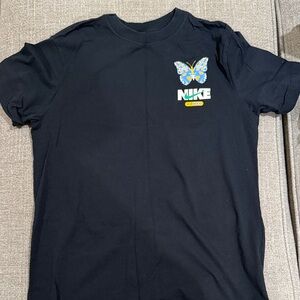 Nike Graphic Black Tee